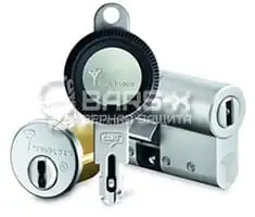 Замена цилиндра Mul-T-Lock MTL 200 в двери картинка