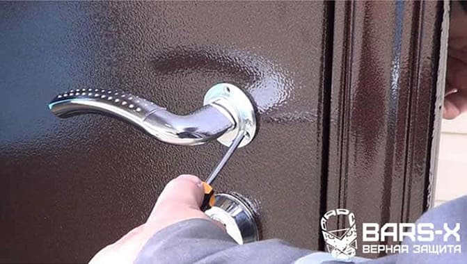 Мытищи: замена замка, и личинок входной металлической двери, ремонт и врезка дверных замков картинка