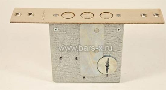 Замок Гардиан 40.11 для железной двери картинка