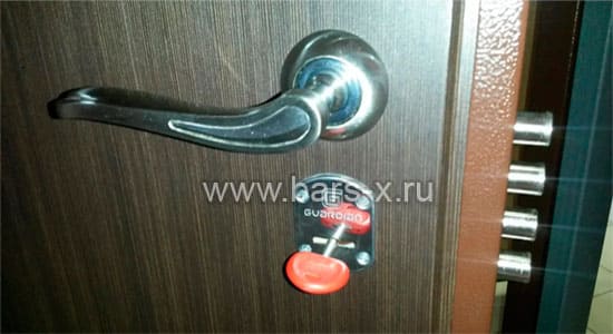 Цена установки дверного замка картинка