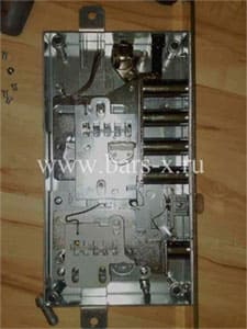 Ремонт замков – это услуга высококвалифицированного мастера по дверям картинка